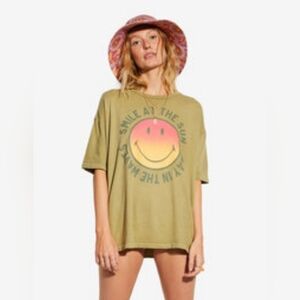 BILLABONG Women's X Smiley True Boy Oversized Boyfriend T-Shirt, Size Small